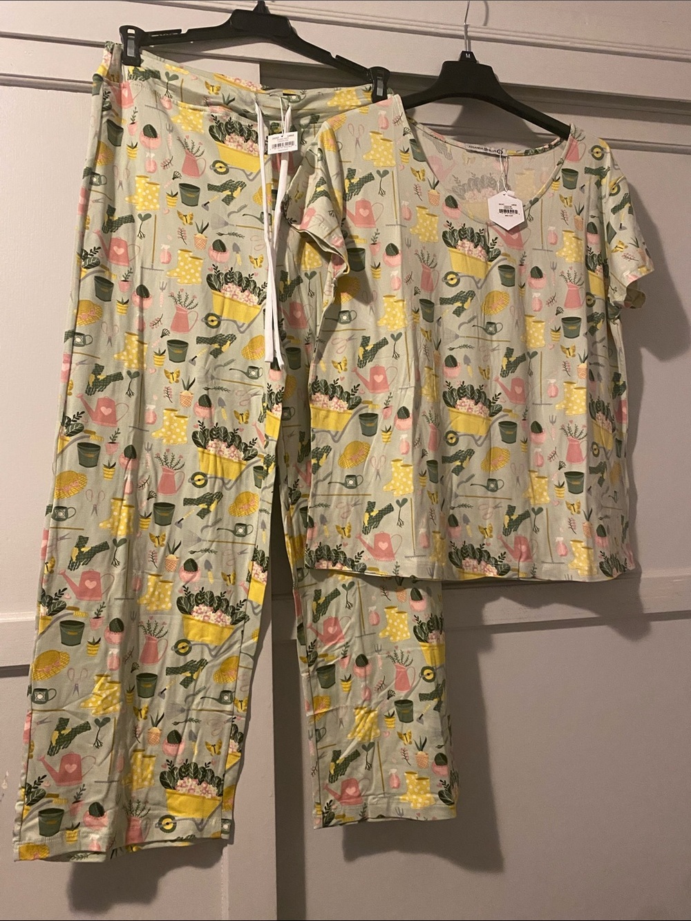 Garden Girl Pajama Set in Light Green by Amanda Blu - Size Large - NWT